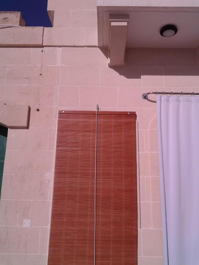 Mgarr Waterfront Cosy Apartment 3 By Ghajnsielem Gozo Exterior foto